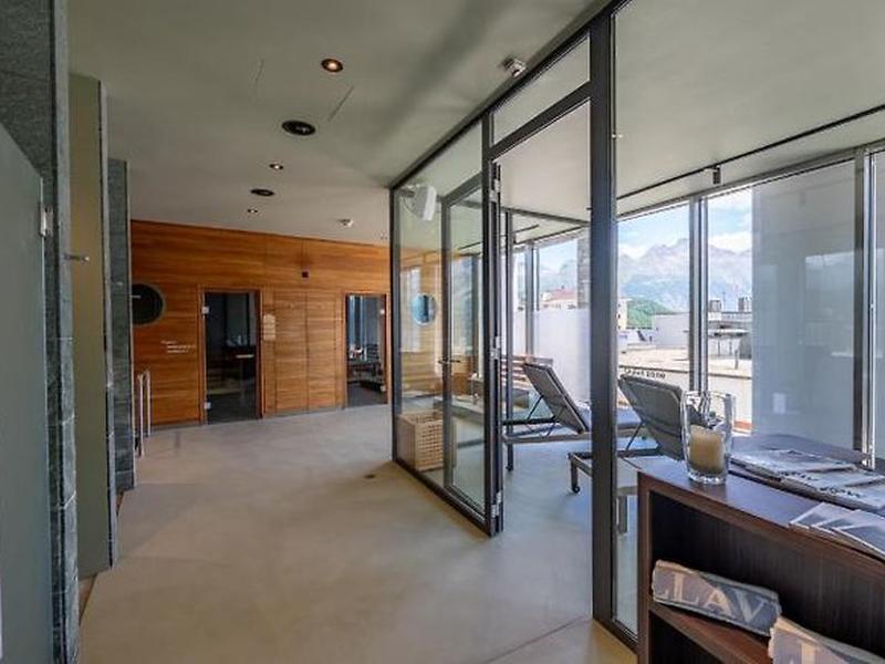 5A4212EF7FC724E7740FCF518D5C8231