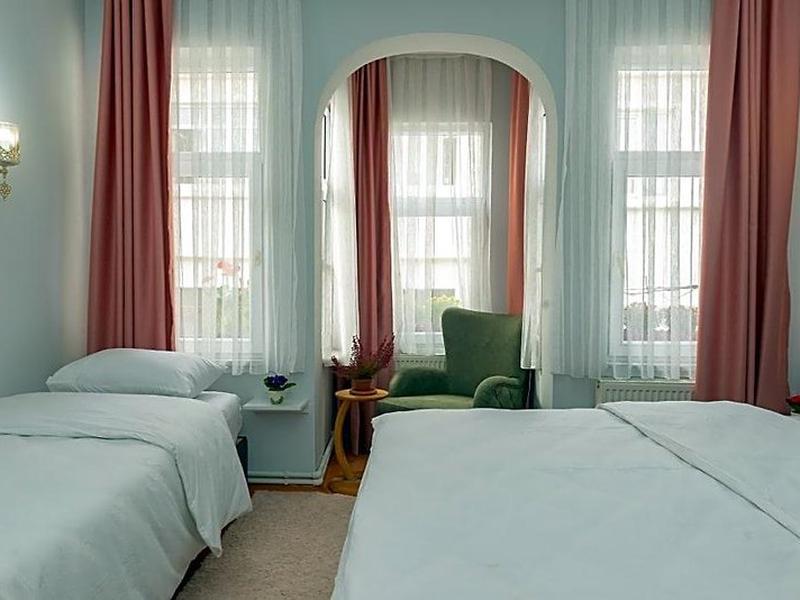 633BEDF4EE365347F9EFCA9FFC24B051