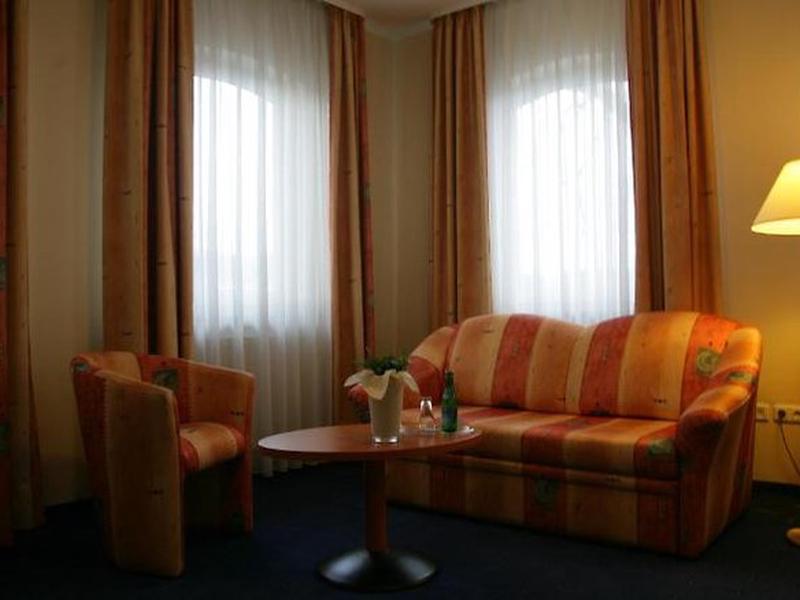 EC36FE2FF0E2CDFCFA56F73194367188