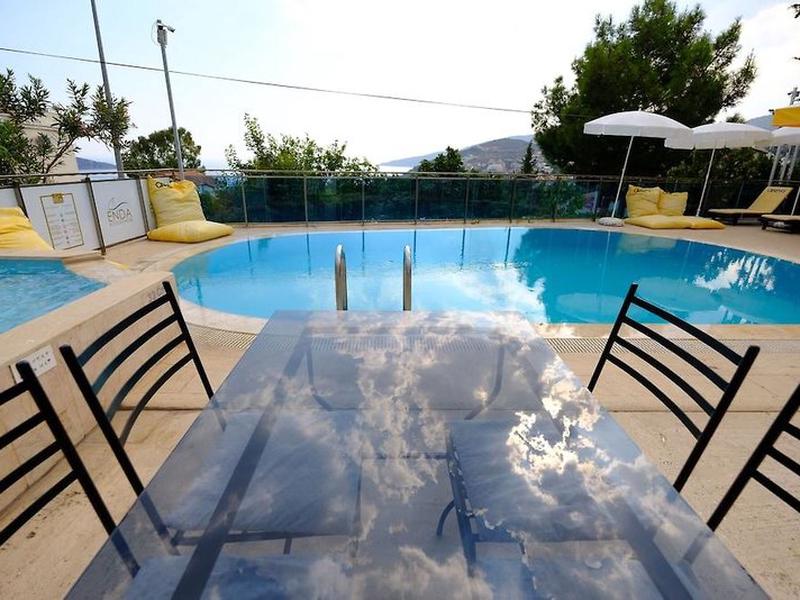 C9941BF421AAFD3B900D058A8FBF06DA