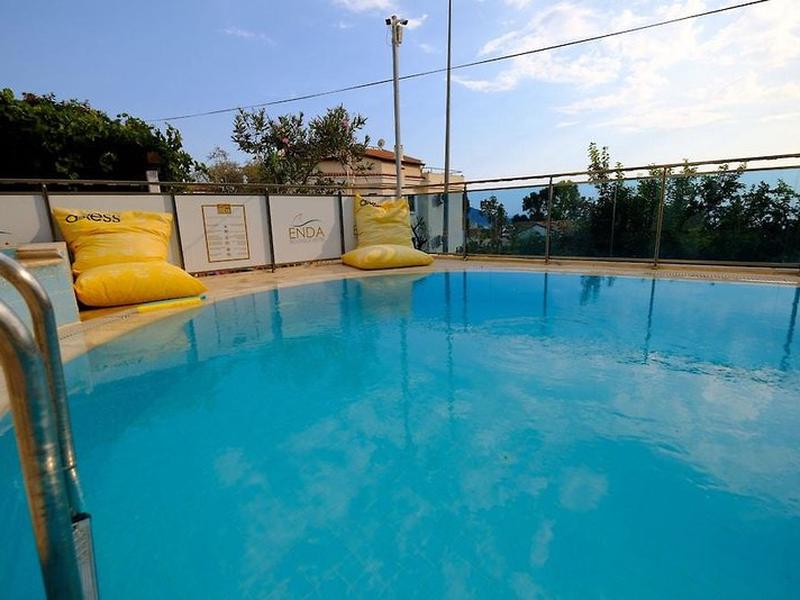 18B201F719AF3BF47191B7C52168E700