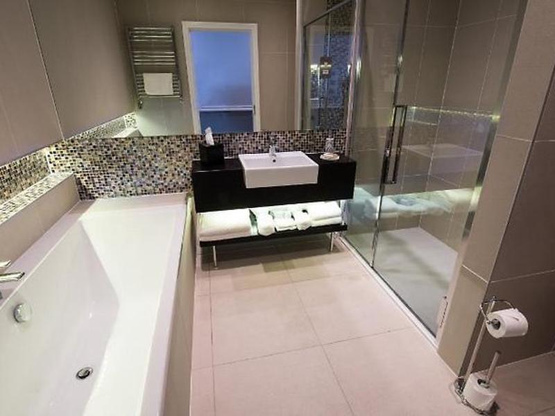 03F2269D8FCA5EE29B071301C6166BBF