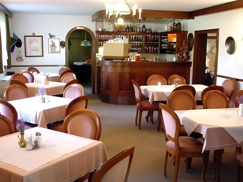 A4B6E81ABDA827844E3469FFE9962E0F