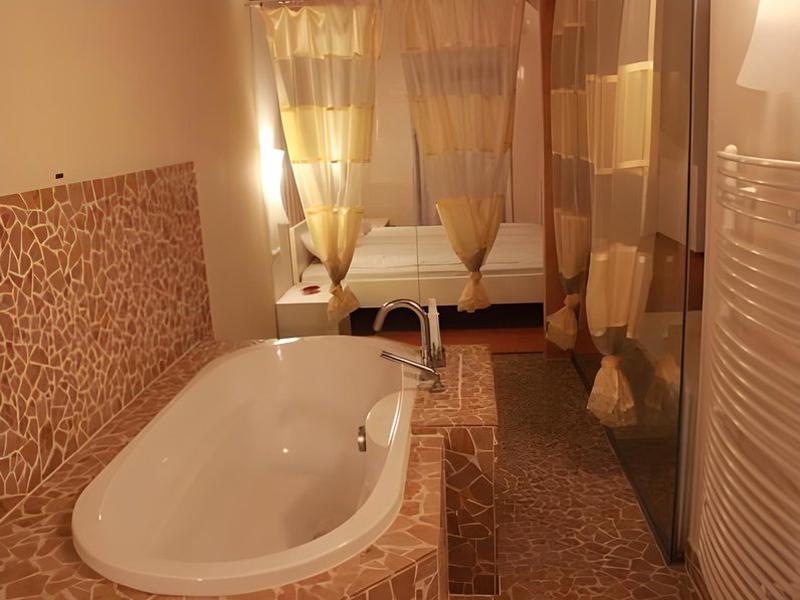 83F34A462032AC9FD93F8F78554890D8