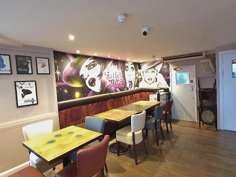 52C3B4DE8B25F0BF4B3E168F75397B23