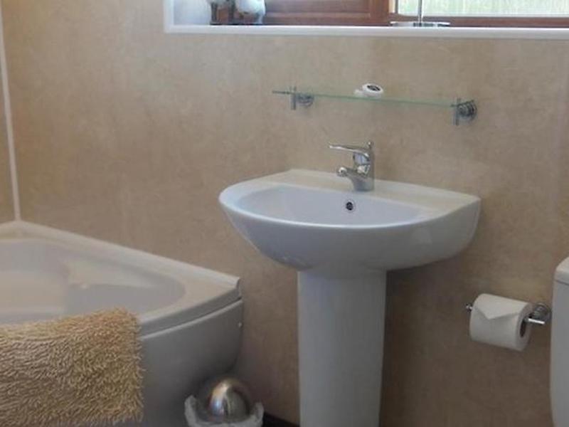 4CEFECF1BCE4FE42E927E872419769FF