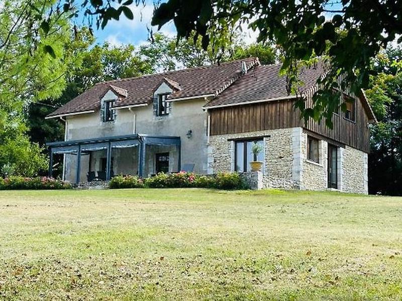 1661ACD0294106BE0FC5D8BB3B49524C