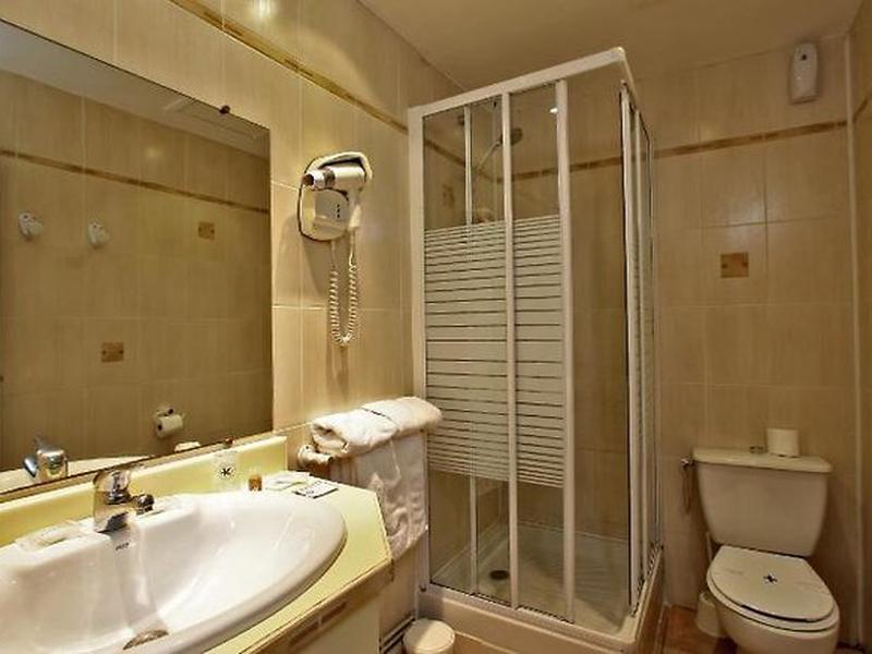 23760CDAEA06EFB83B4F704F67AB26B3