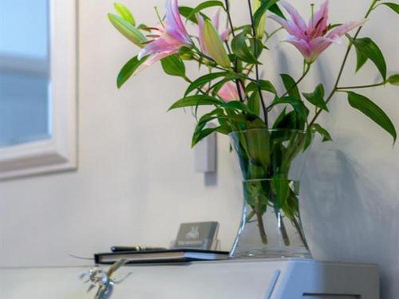 CA88D656F1D727A8DE2767E3748FF812