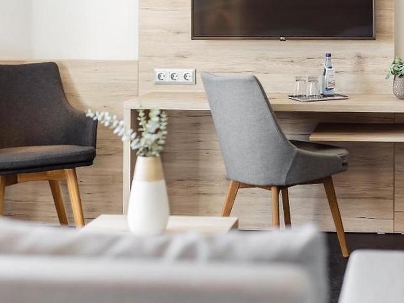 A84090A0BCBCC6D018E2B8F052BEB600