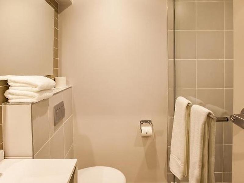 76850E7B590784A7B54458412CB5B4CB