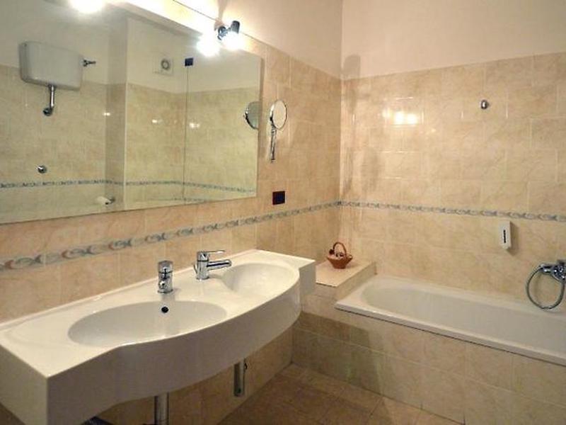 17D8A2298A16023F3F3E664DEA1D69F5