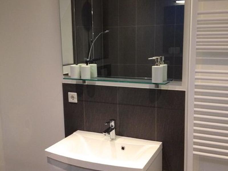 B80C4DF6F21F43400624BB5BCE660076