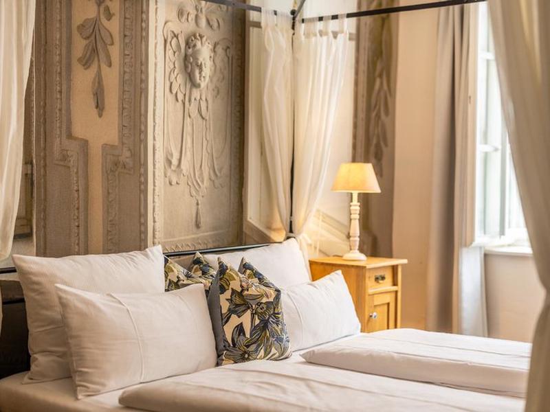 B7668F56B57E54ACC18A4333BF3CFD43