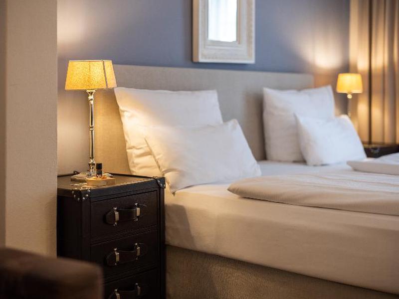 8B56D1D2C0FF32E85D303AEEFC1E1554