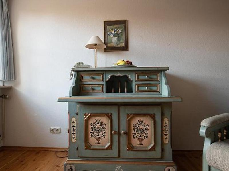 227923B6F6DCFE3D7220F7F9D5758477