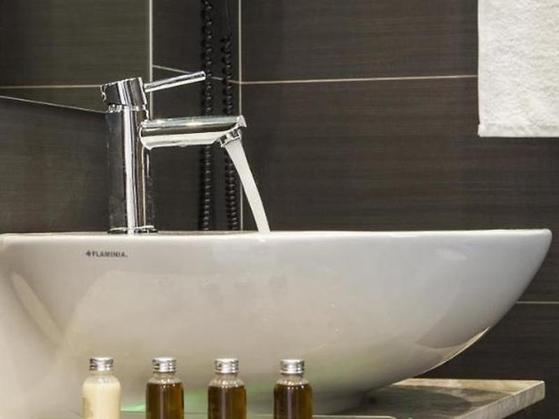 17B7D2B741A879EAACAEB62BCD6EF353