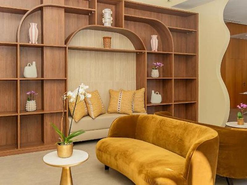 4D34F452A6E2EB0543863F910F9CB249