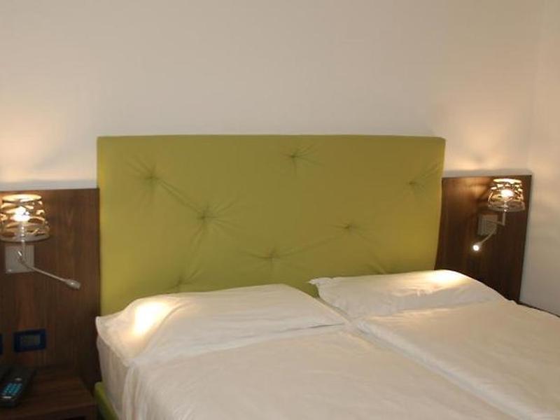 031DE81D95D052A31937A29436A31155