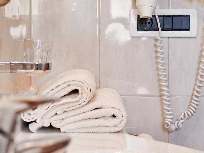 6E46E45FECB1AFB27411EBF0B90F6B5E