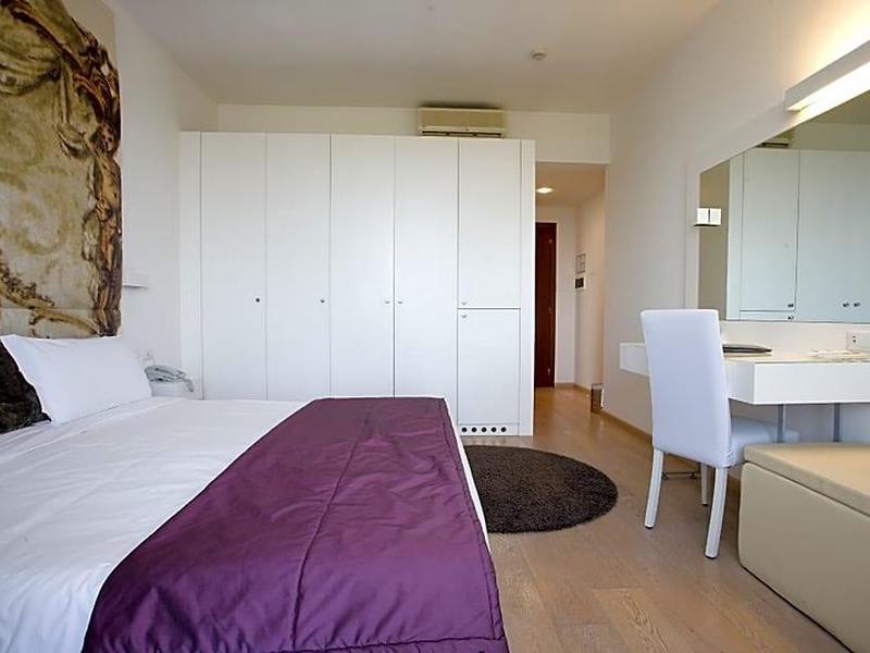 CB30B36F71BE6CD09DFA23D9B1C5EF32