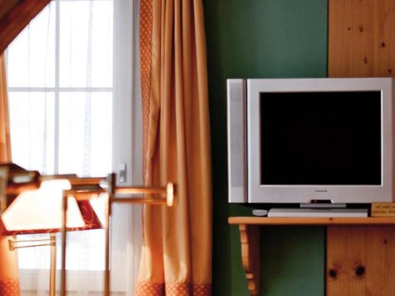 A395F354D7B2F15678E71D0149E3EFBC