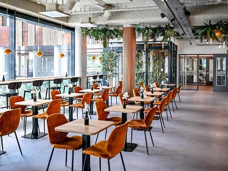 540742C6A2FFF38D243F9DEFE000567A