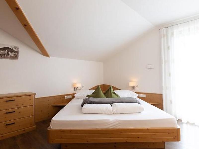 9E3CEB3BD87085C826314B50EBB15BF4