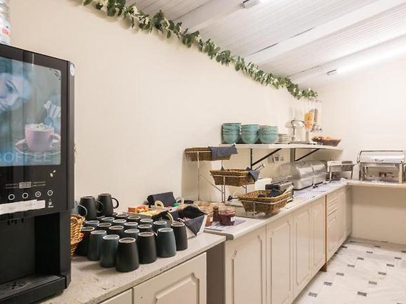 8CD1D966B2E77F84B7DA120740E3A187