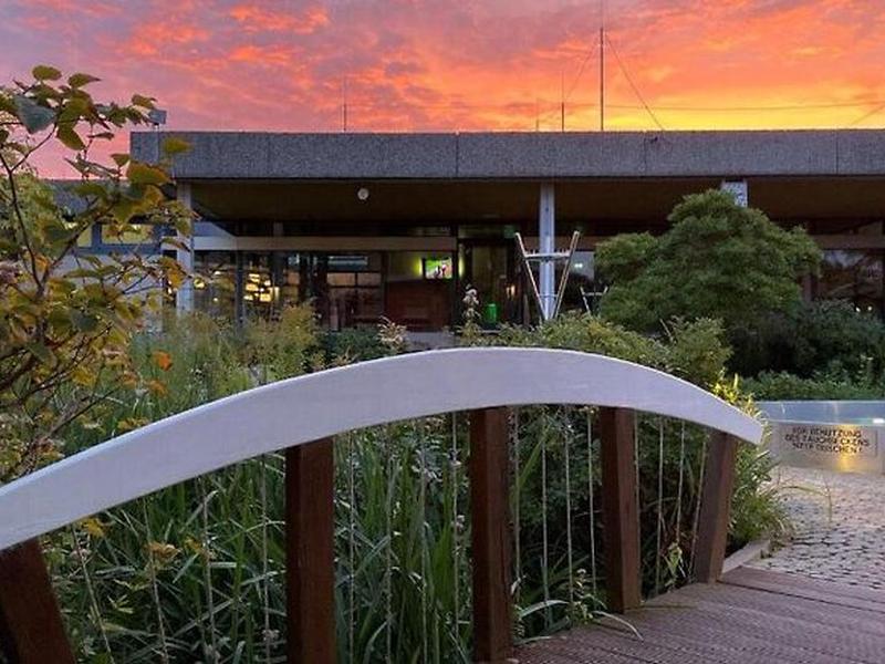 B07275E15A2ED3ED0085F08351DF6AC2