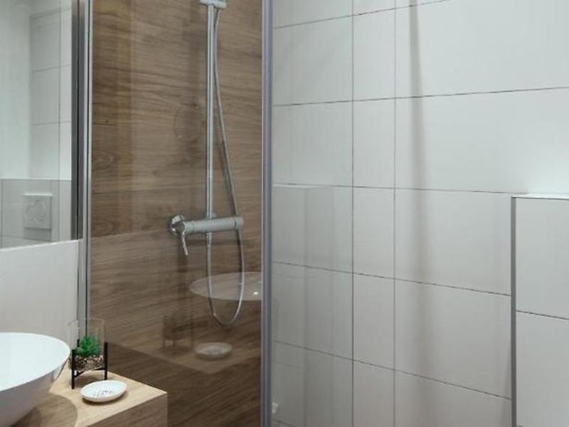 F17ED7640C8291D1F13B870B1A17BB3B