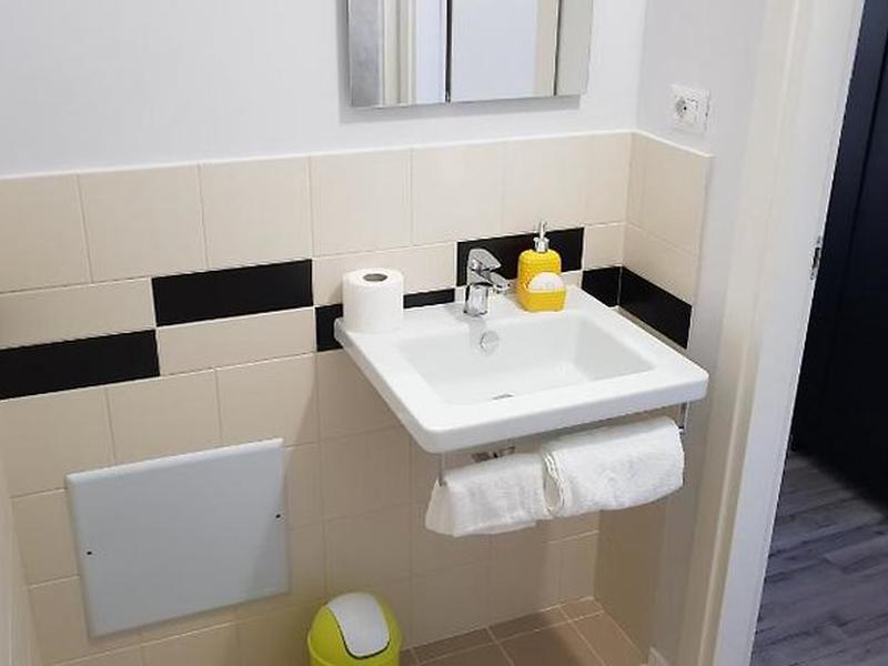 5524161D3EFFAEAA9DF7FCA0E142235B