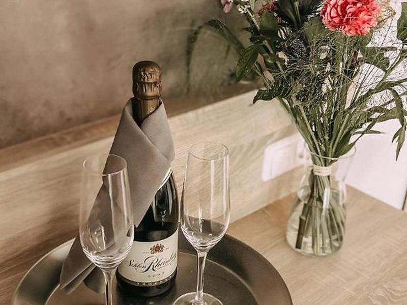 AF8C99252029E1B7920D35DCB1EA54B2