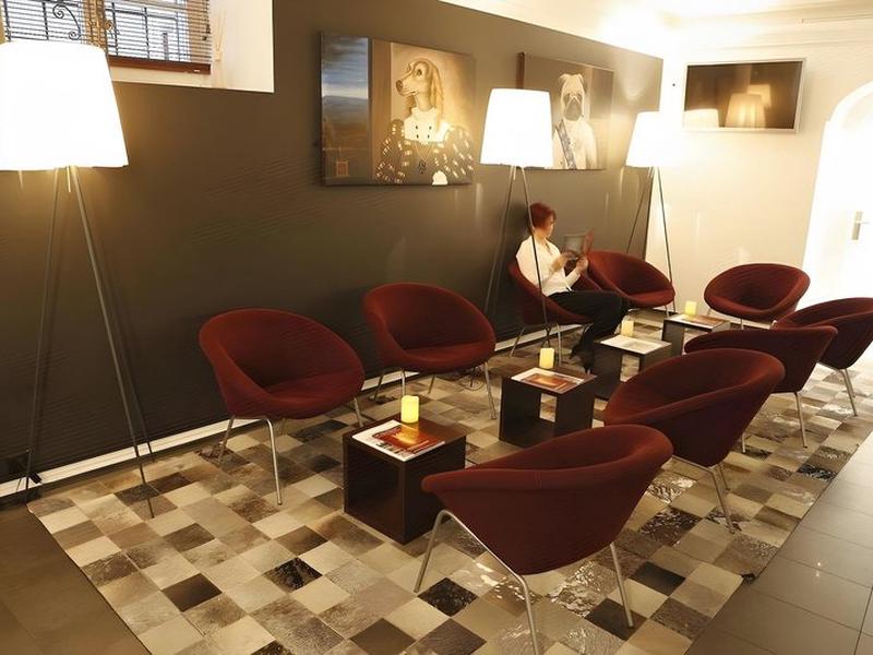 2F65C5A26BA4AF98A02CAB70C43B5D28