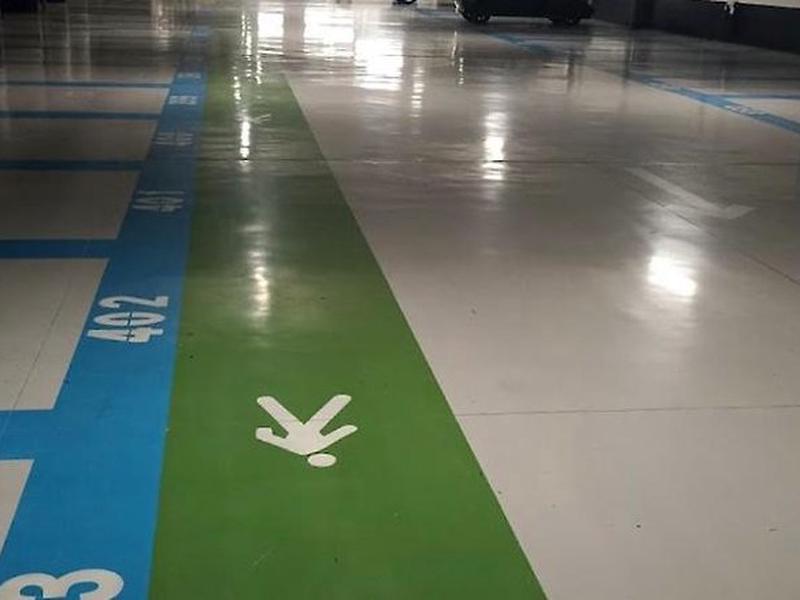 D5DE9C3119770B26FC2485B05C9E9939