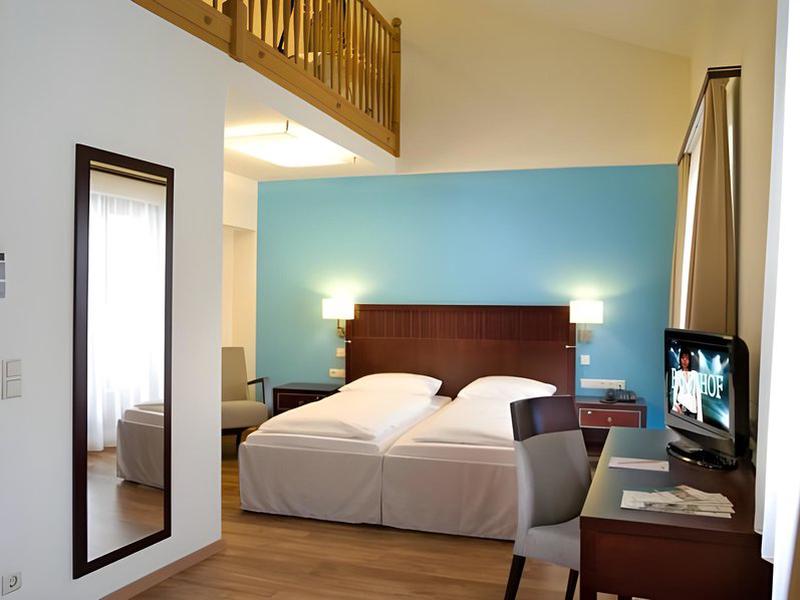 9C54D84AB65A2735B33CDD72831CED90