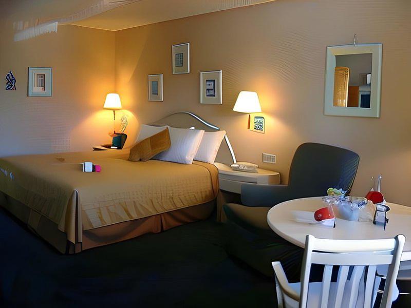 112FB24B4B4EEA51F3DB5A439E2A4CCE