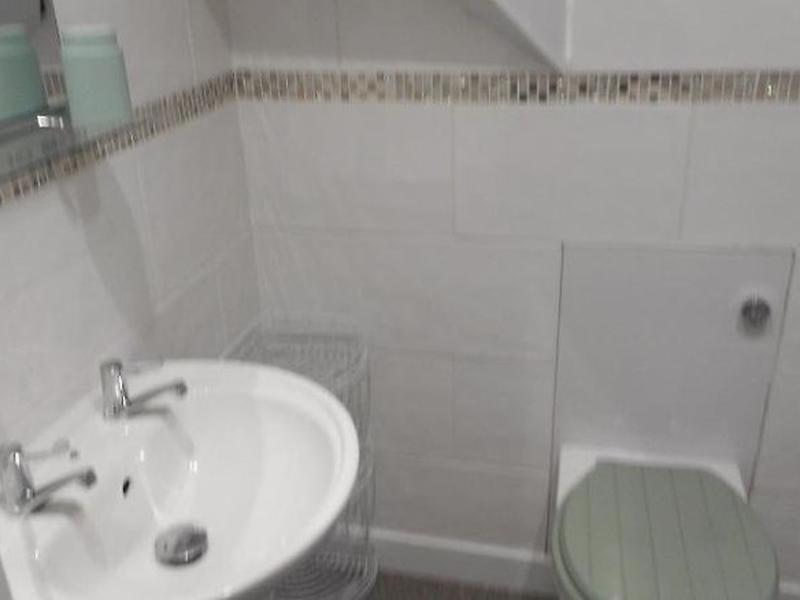 71AF1B138B89B8F85F8DA55D0A9F2A4B