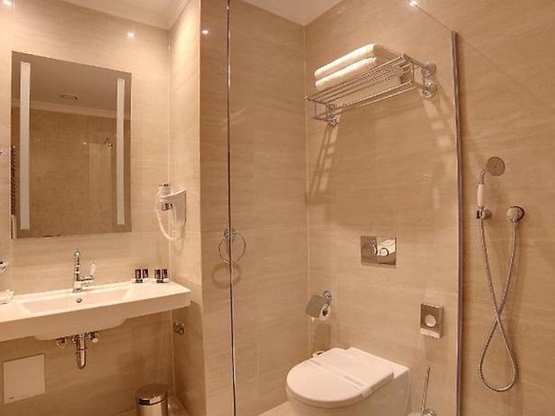 E168A9526BCEB037C519DF7EFC701A90