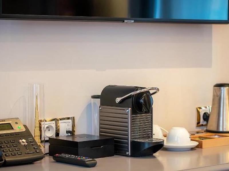 66E5CADA1036E72BFA6648169AE48B1A