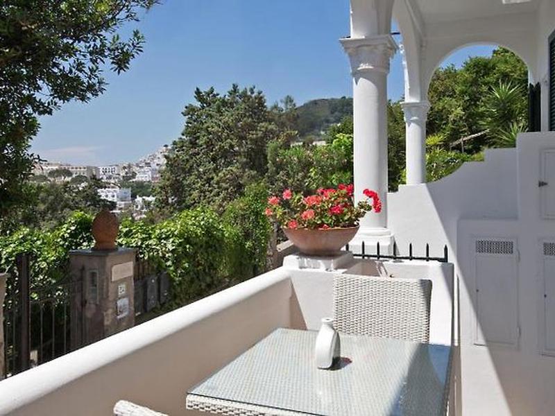 330980B2DCA1F6336B664F5C6E5ACC4D