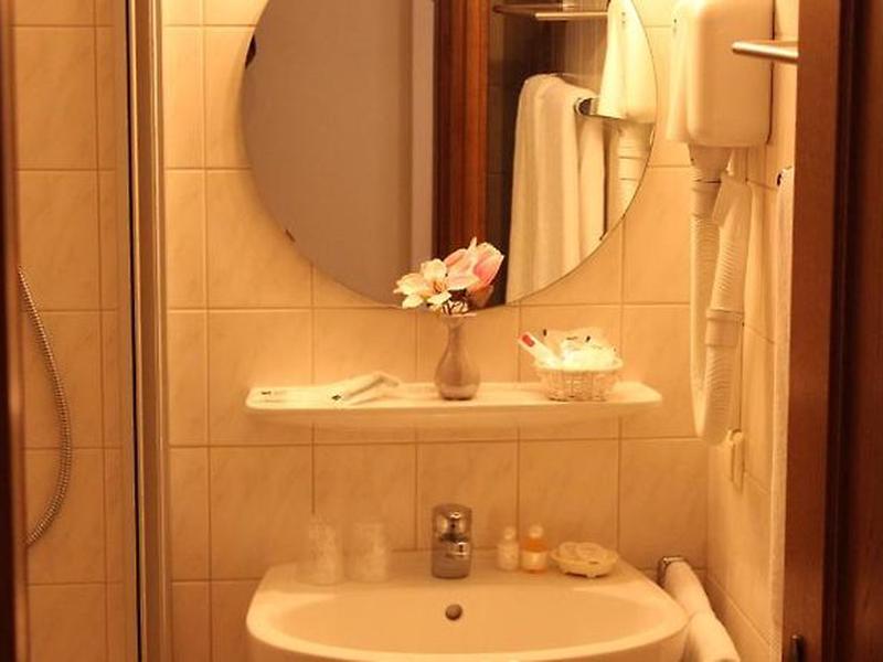 28FA1D263388FF2ABC45DE4C452B3891