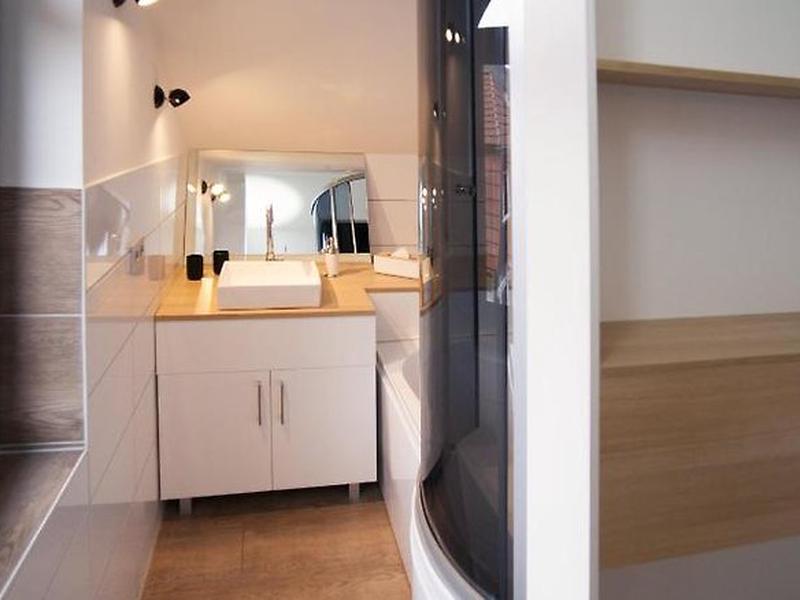 303822BAE823C2941360AE682CE5EC5F