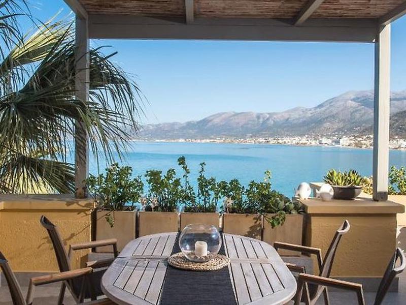 56D549E79F3092BA9D1EA3907F88A7DB