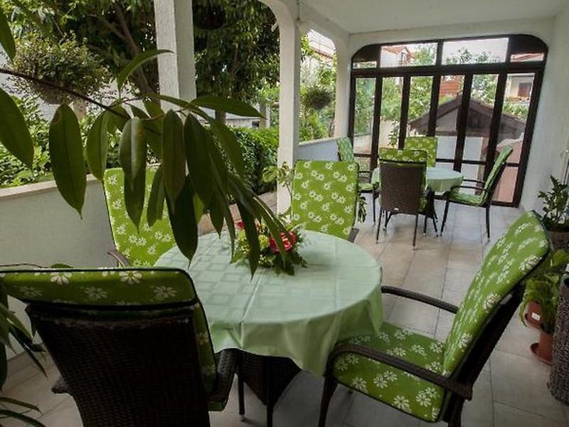 441B0AF9E142CF5B62103DF86E4C846E