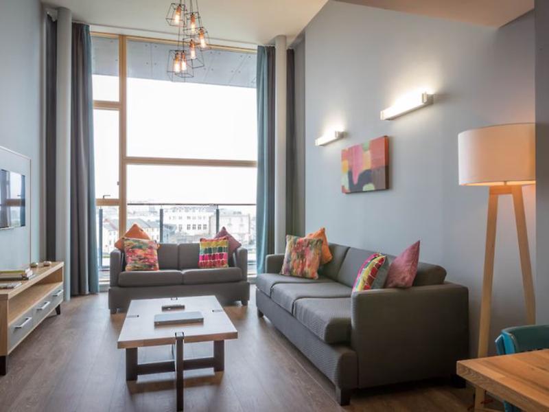 A715F4B31B432BA49CED181A25A3CE12