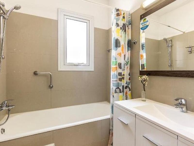 5D75823393CE6F32A757AFAE50A45AF3