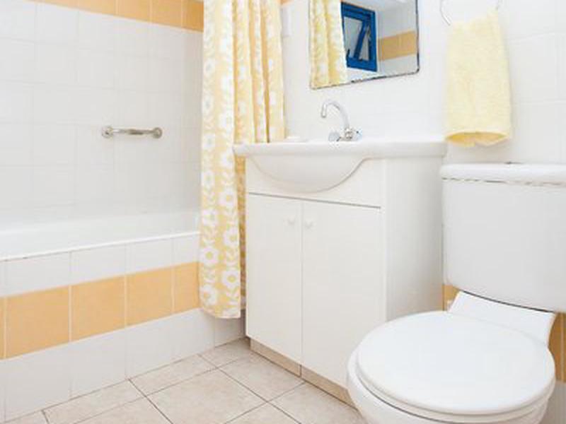 E337D6640133D168E064219C1A83D6F8