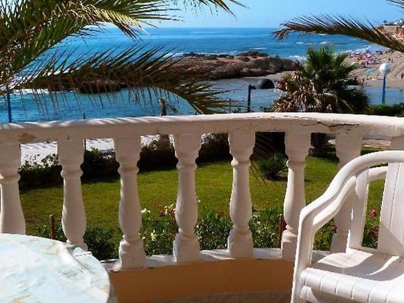 AE5EE420A46346063FCA4AEED049C2FE