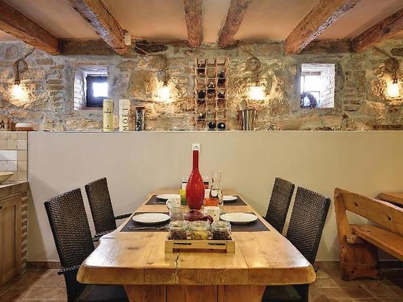 A6FF5E2517C56DE2525BC0D1115A7189